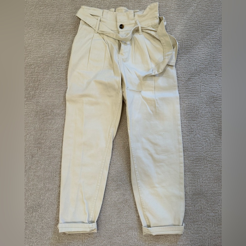 Who what wear paper bag white pants – size 4